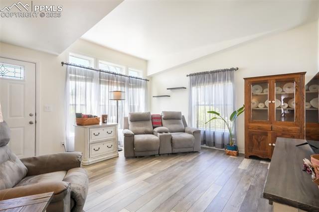 7735 Valley Quail Point