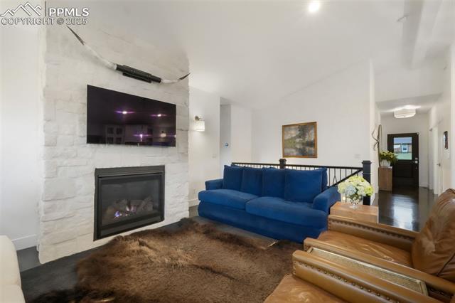 19872 Lake Vista Point