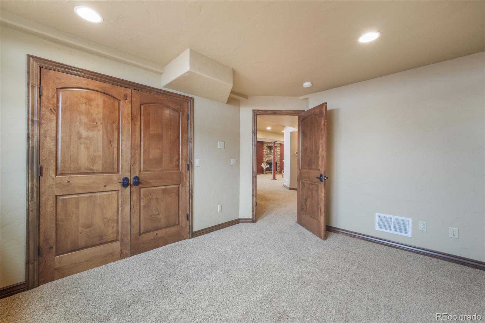 7830 Tannenbaum Road