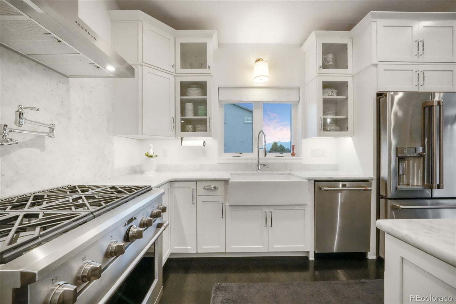 19872 Lake Vista Point