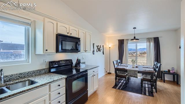 949 S Harmony Lane 951