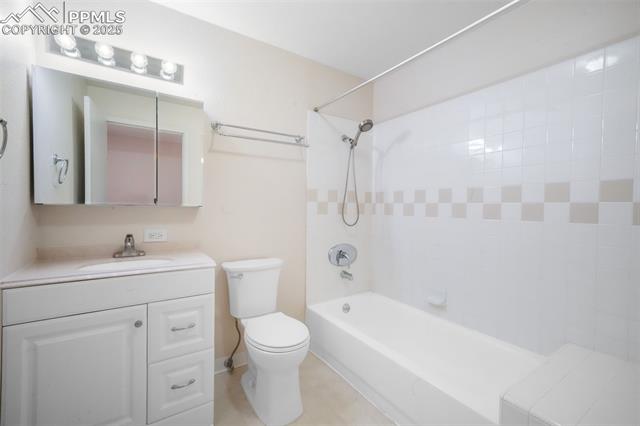 2172 Denton Grove 203