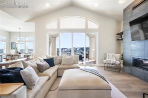 4727 Horse Trader Place