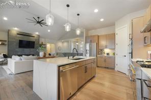 4727 Horse Trader Place