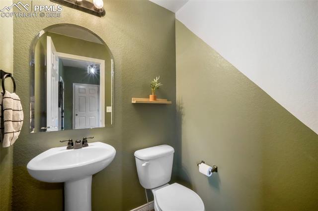 2204 Reed Grass Way