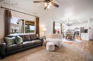 2204 Reed Grass Way