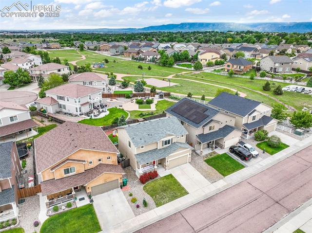 2204 Reed Grass Way