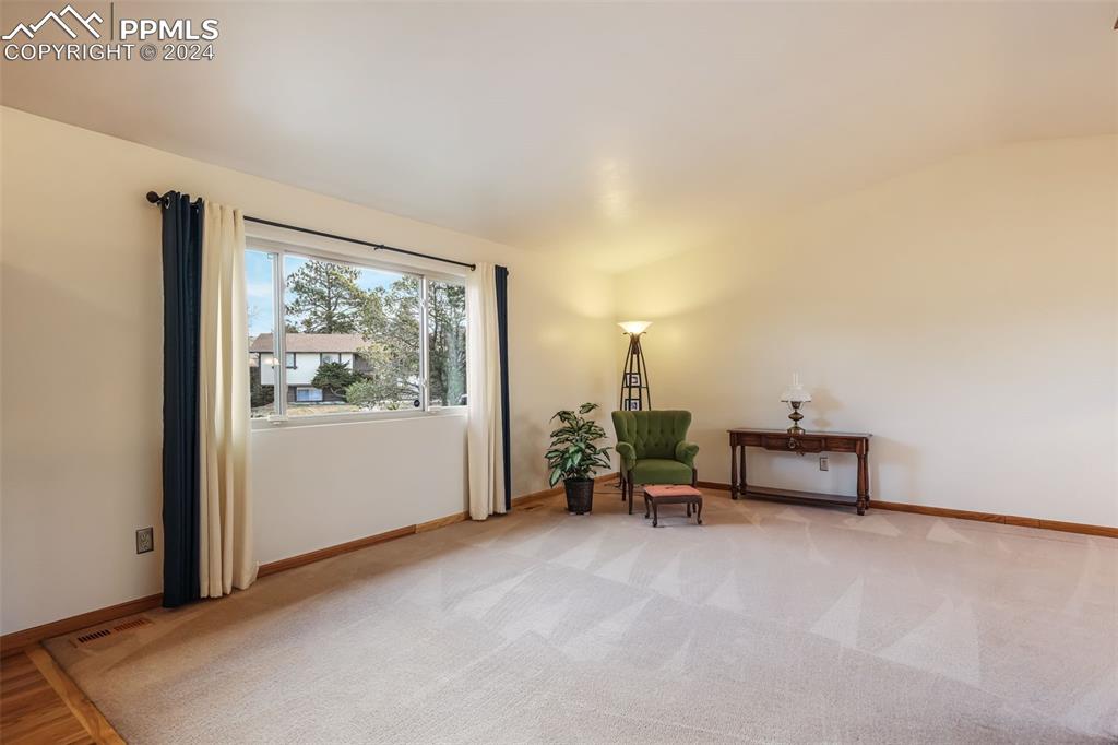 5212 Escapardo Way