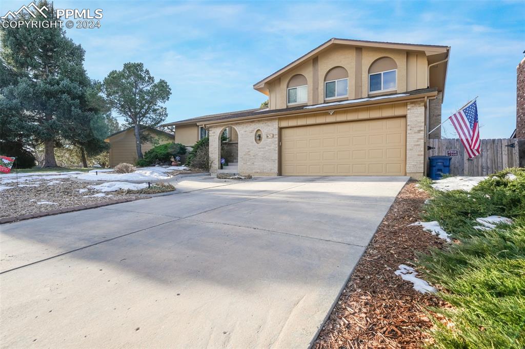 5212 Escapardo Way
