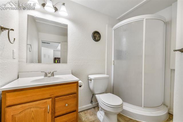 12906 Oakland Hills Road