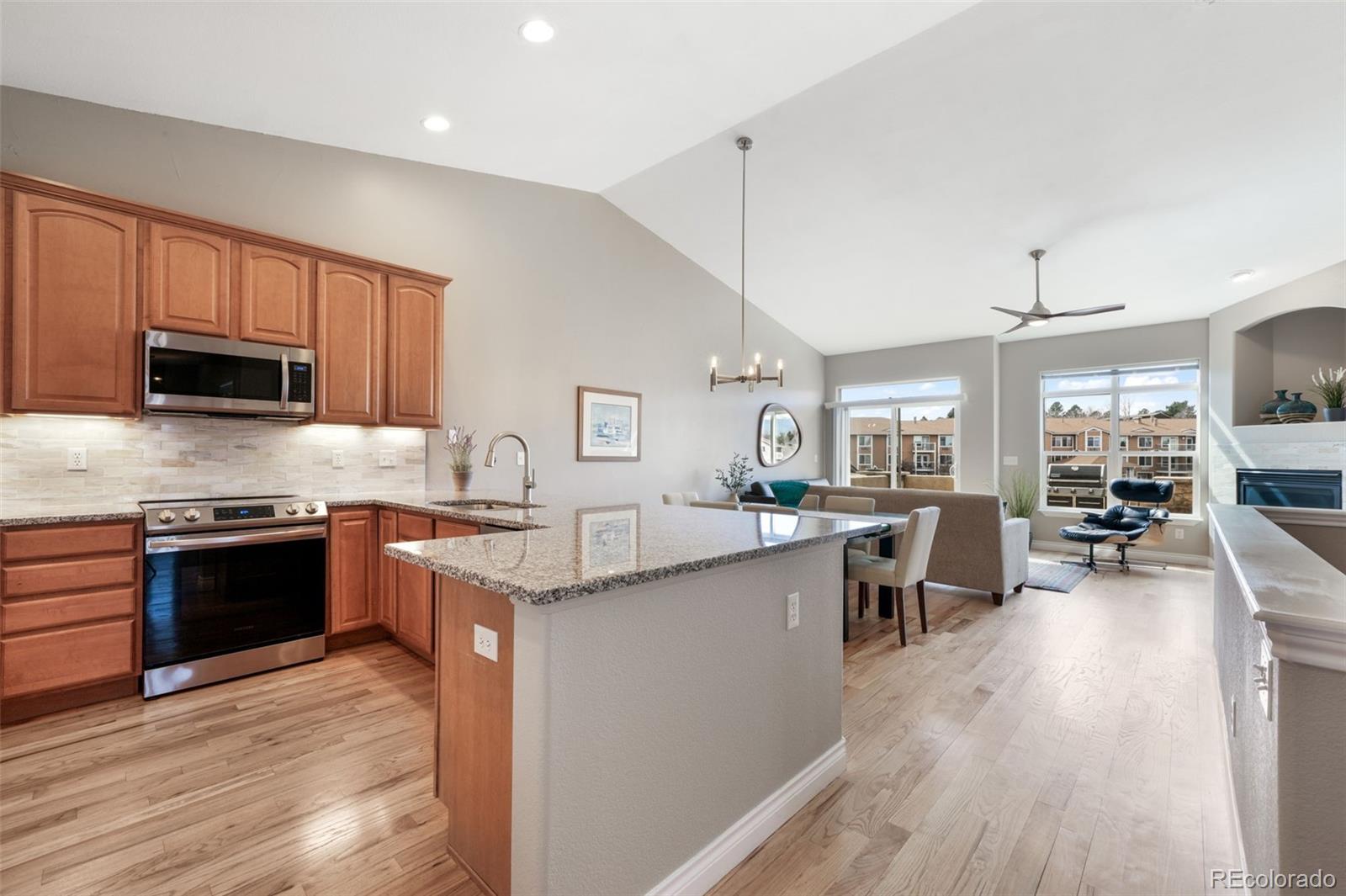 5798 Roy Heights