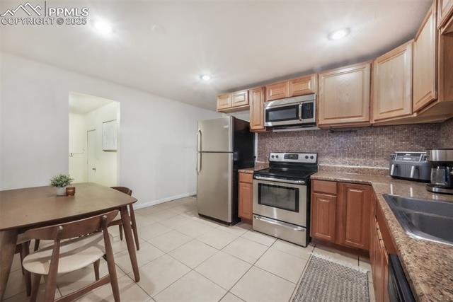 1414 Alexander Road