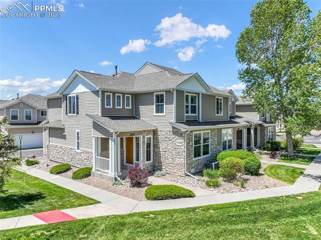 1833 Reilly Grove