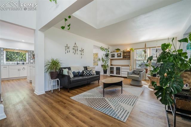 6751 War Eagle Place