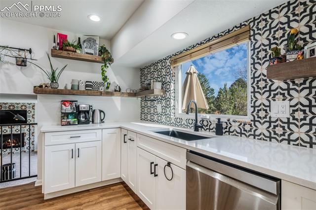 6751 War Eagle Place