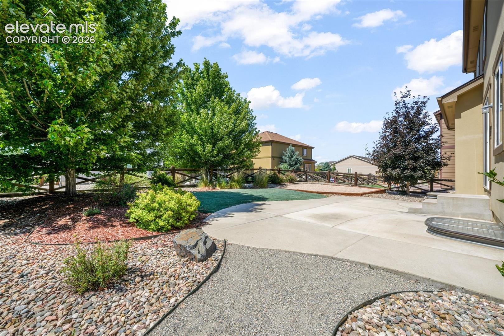 7186 Laurel Cherry Court