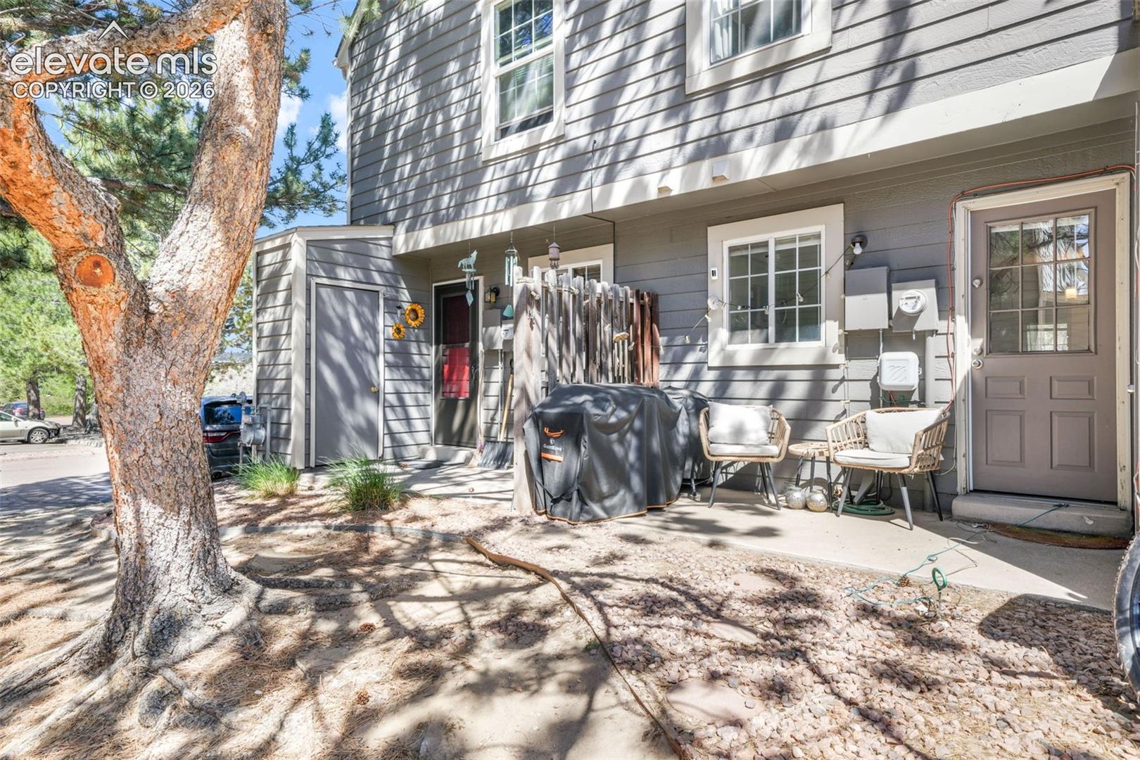 3553 Queen Anne Way