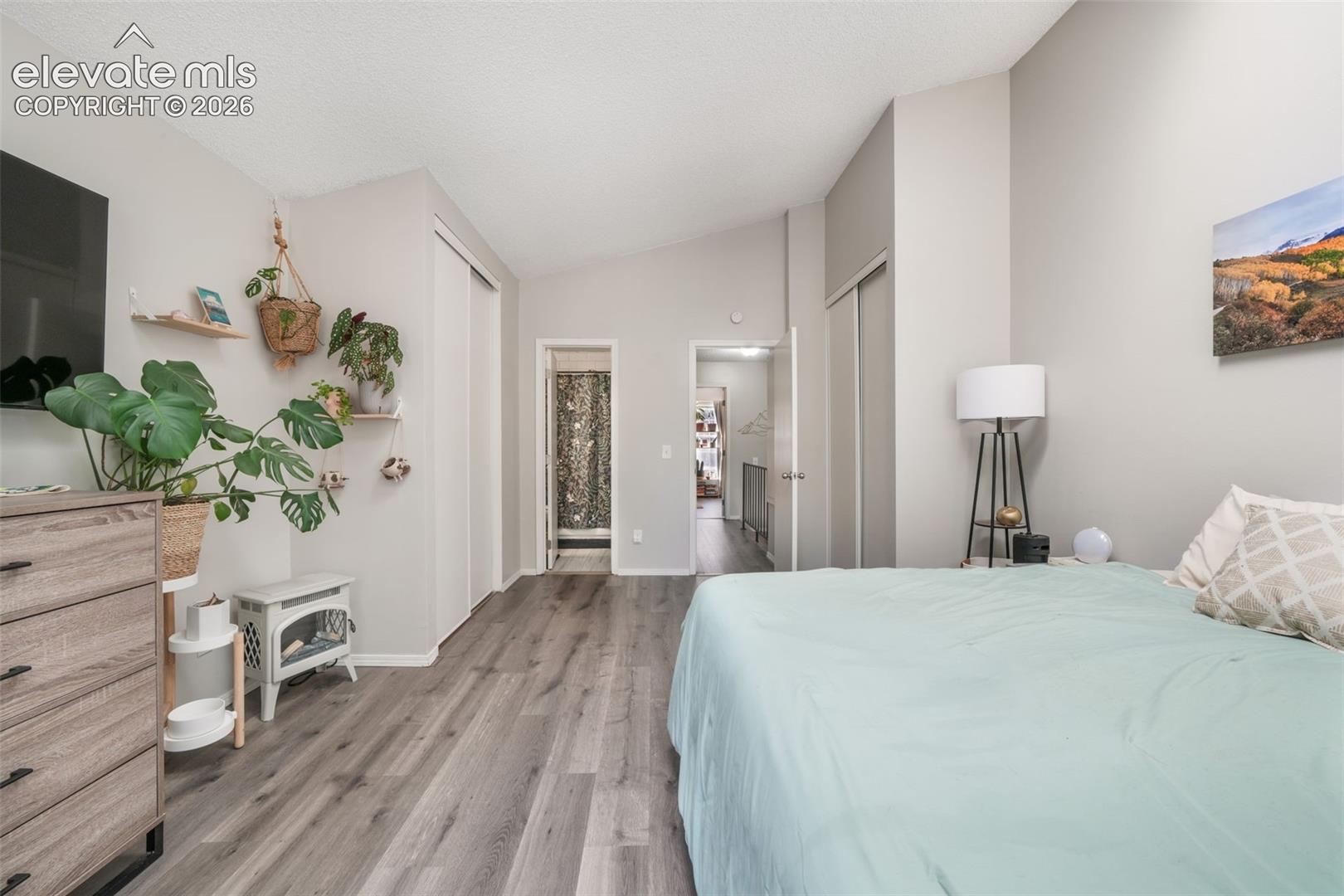 3553 Queen Anne Way