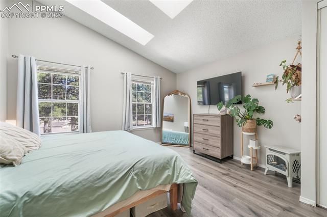 3553 Queen Anne Way