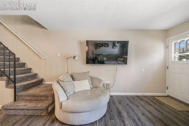 3553 Queen Anne Way