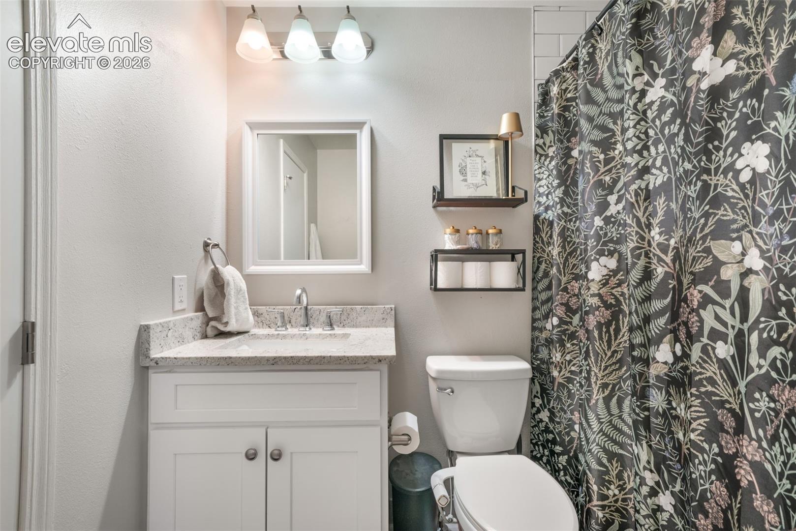 3553 Queen Anne Way