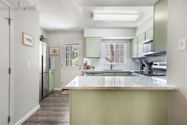 3553 Queen Anne Way