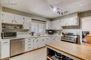 709 Hackberry Drive