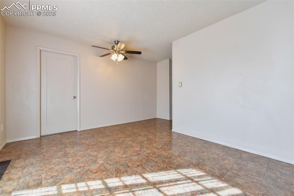 7285 Grand Valley Drive