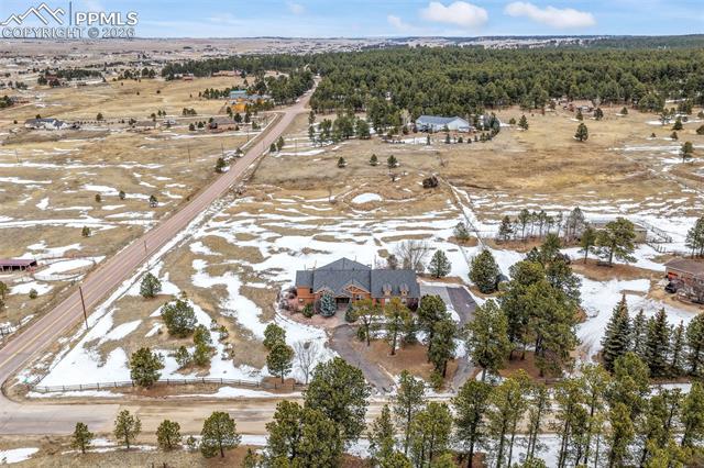 7830 Tannenbaum Road