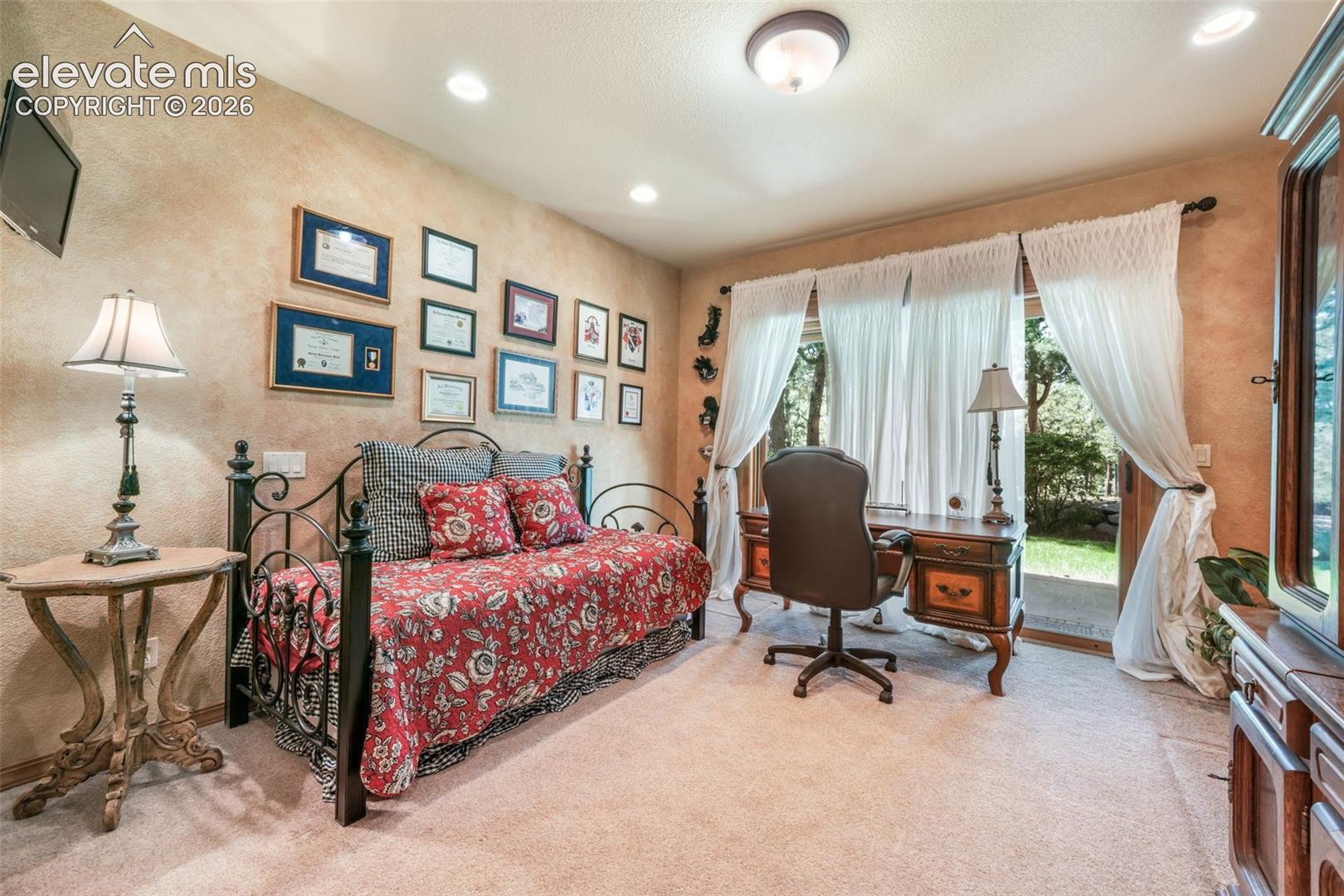 17556 Colonial Park Drive