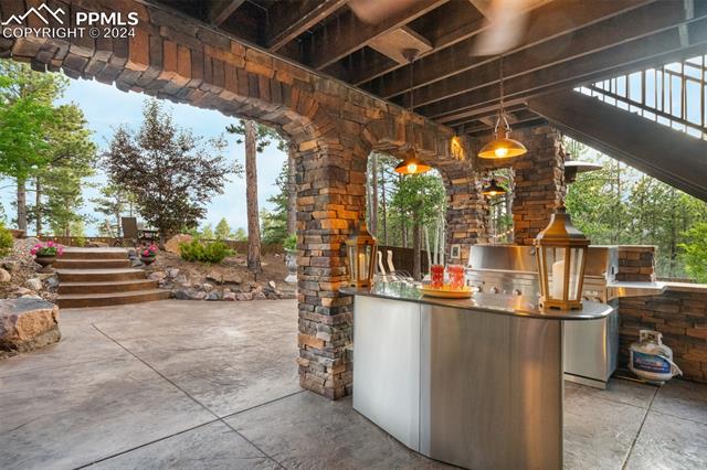 17532 Colonial Park Drive