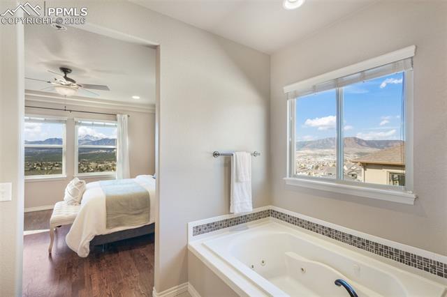 215 Kettle Valley Way