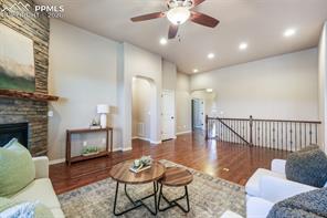 215 Kettle Valley Way