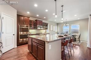 215 Kettle Valley Way