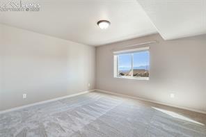 215 Kettle Valley Way