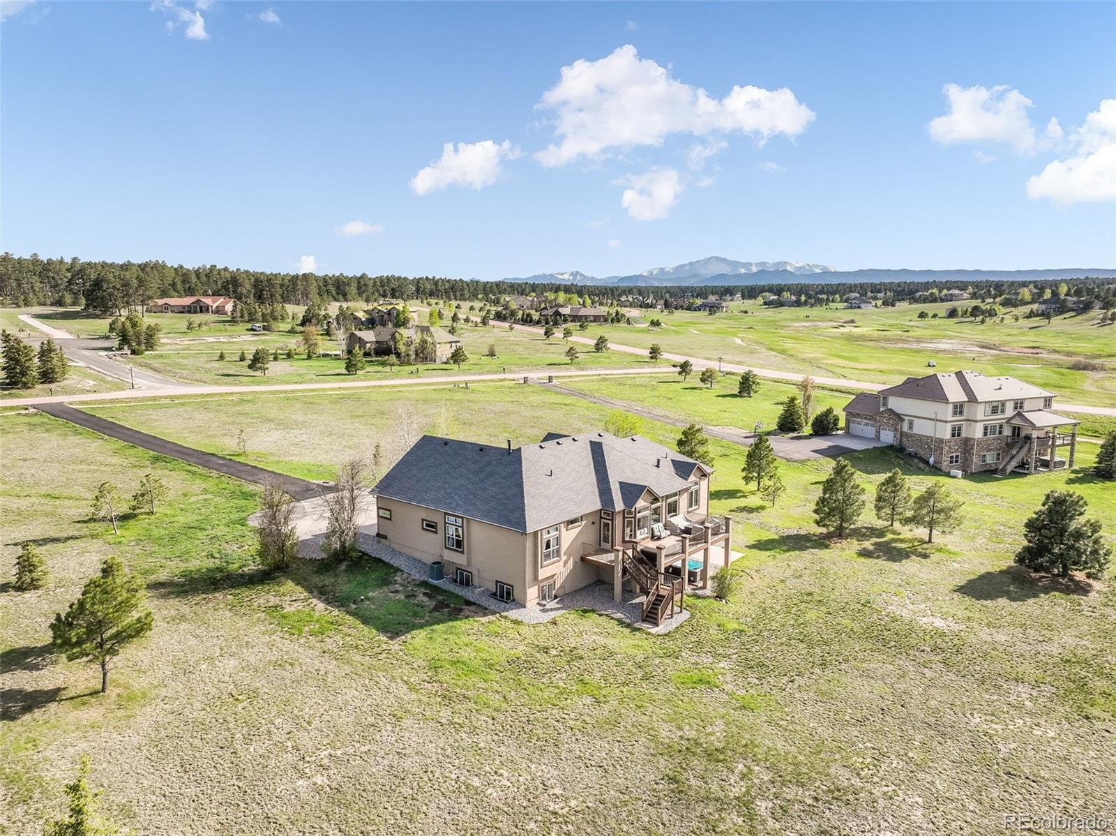 1236 Castlecombe Lane