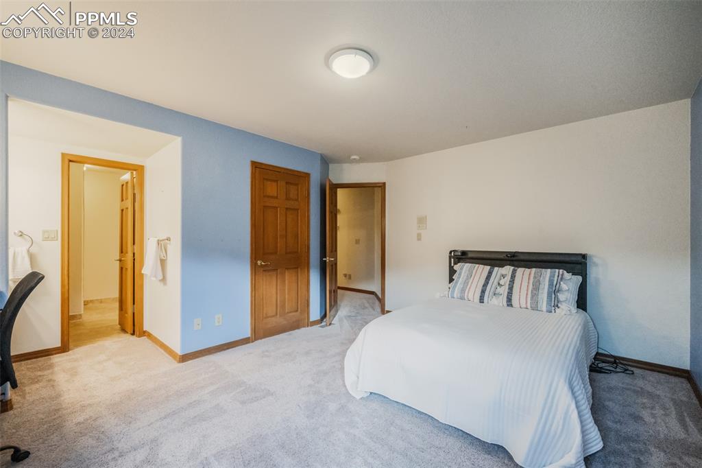 820 Forest View Circle