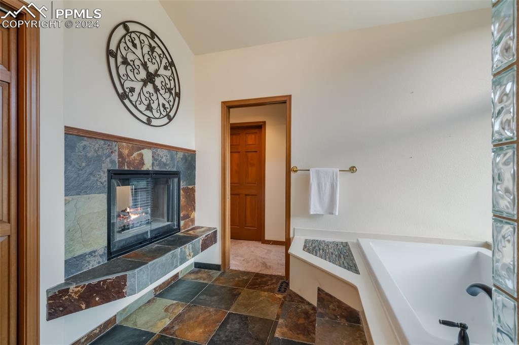 820 Forest View Circle