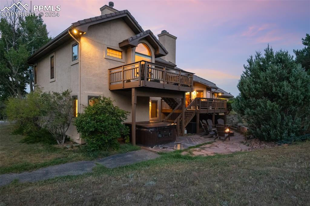 820 Forest View Circle