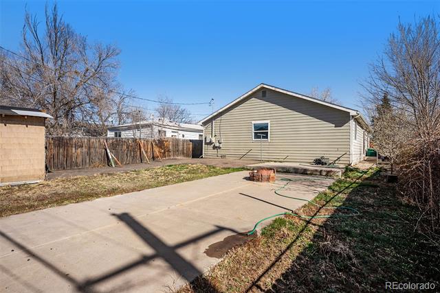 3100 W Longfellow Place
