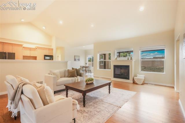 1520 Symphony Heights