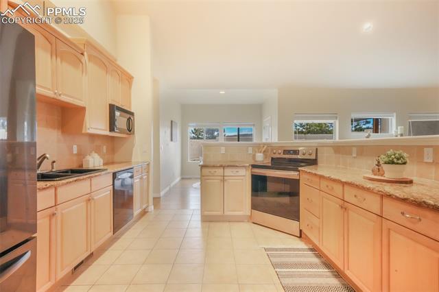 1520 Symphony Heights