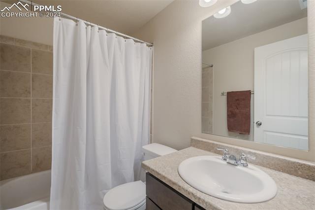 19870 Talking Rock Heights