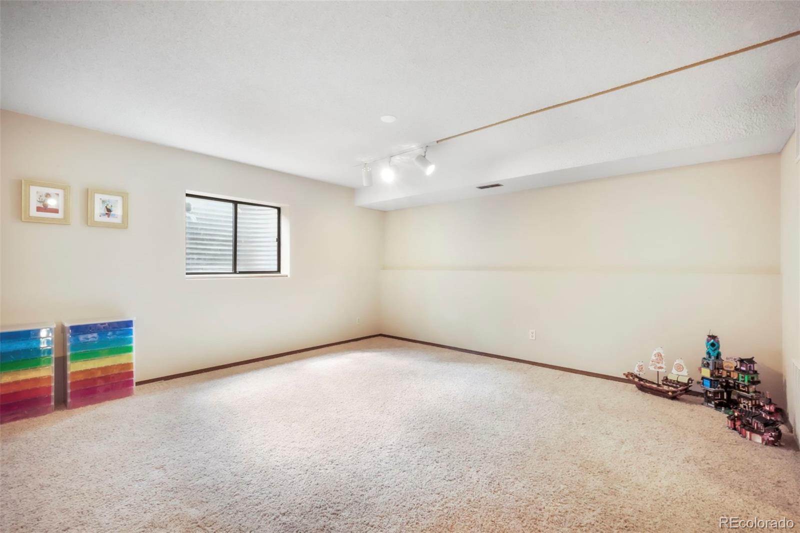 510 Silhouette Way