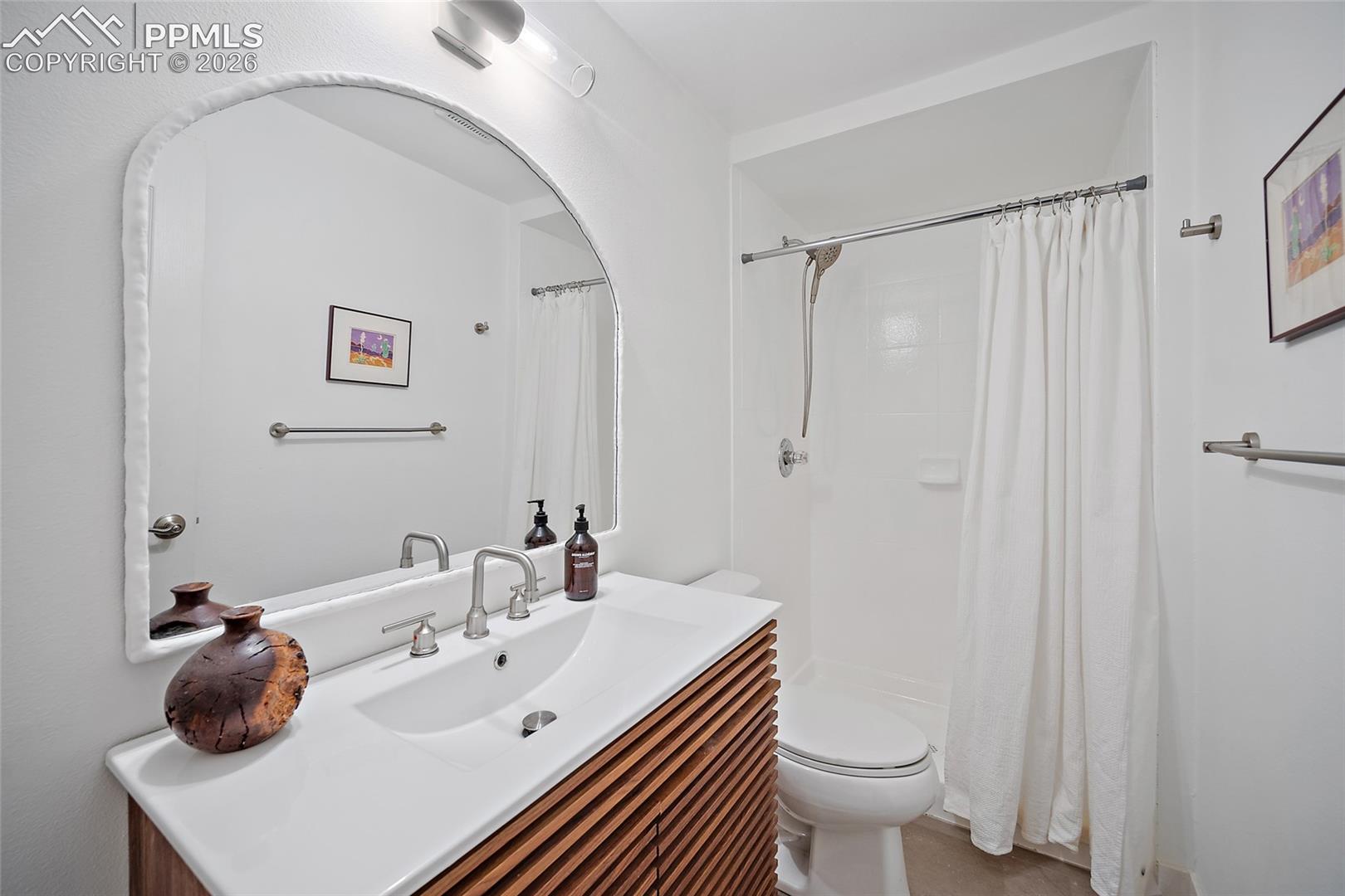 1009 Panorama Drive