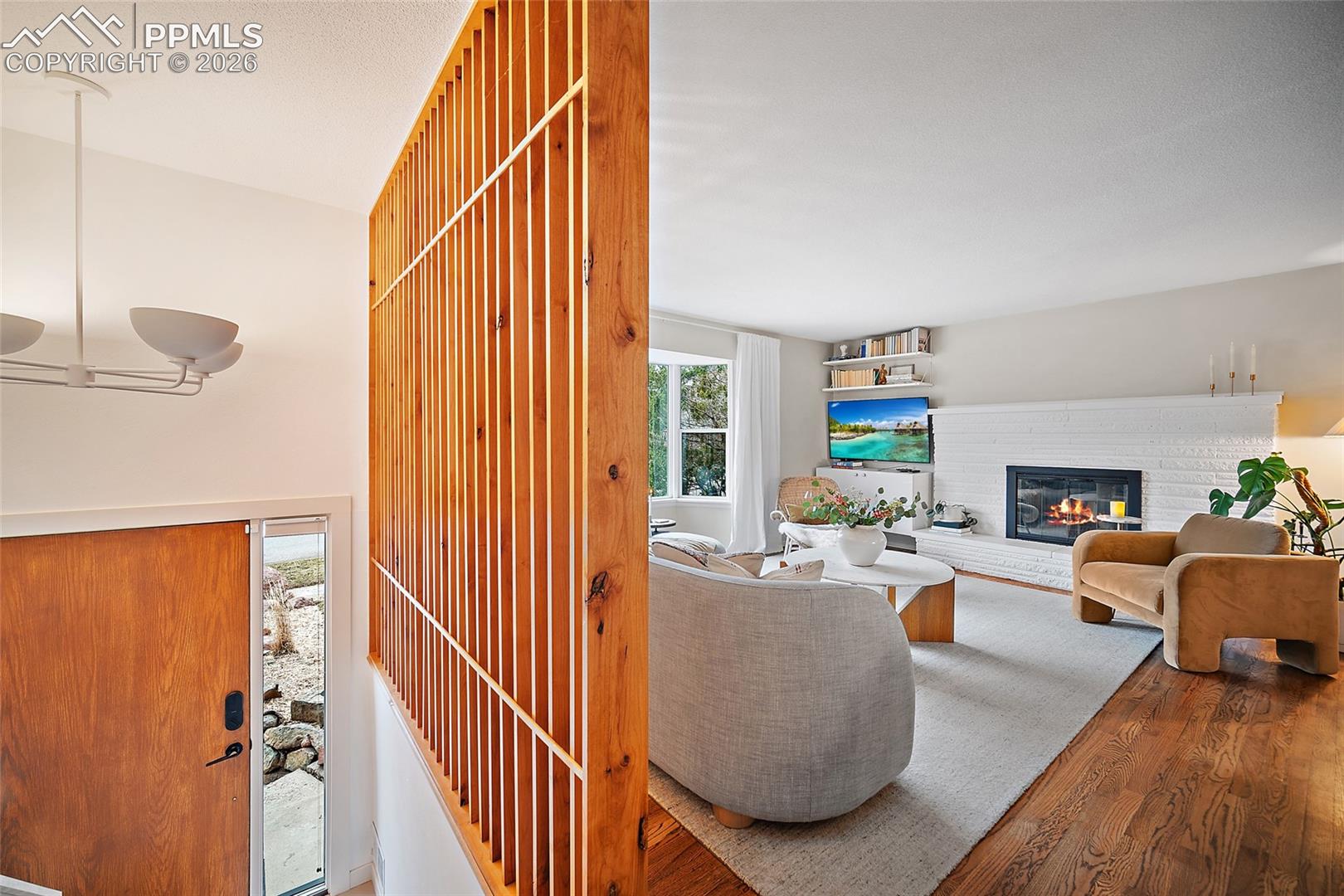 1009 Panorama Drive