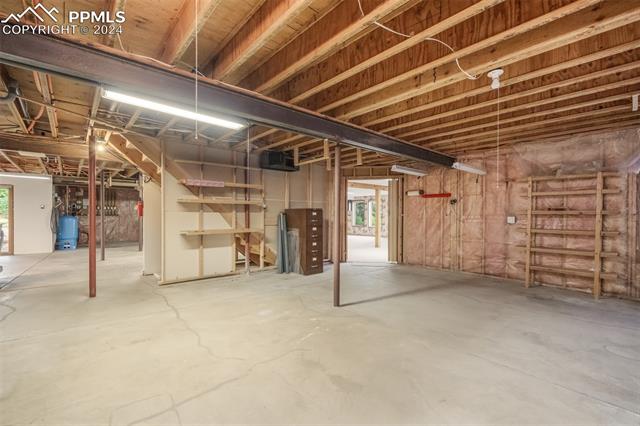 4735 Red Forest Road