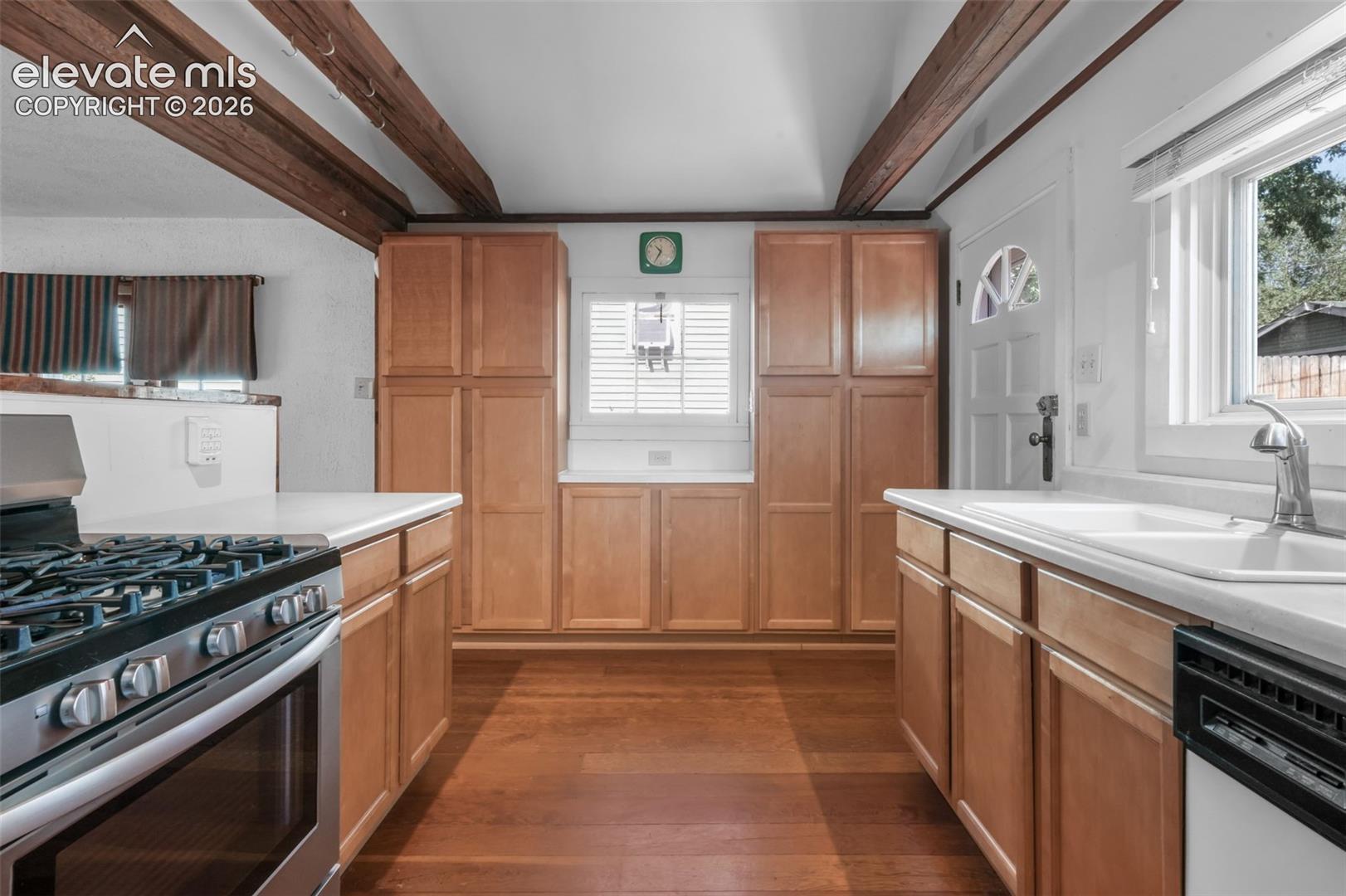 3326 W Kiowa Street