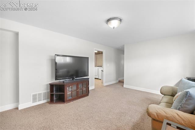 4419 E San Miguel Street