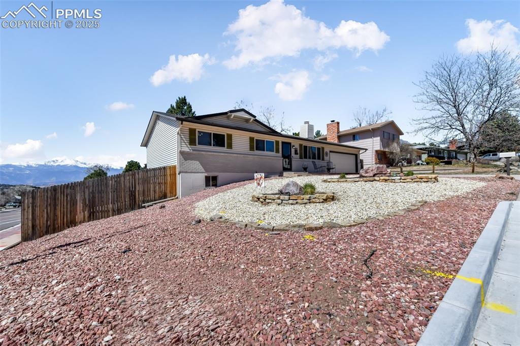 5702 Red Onion Way
